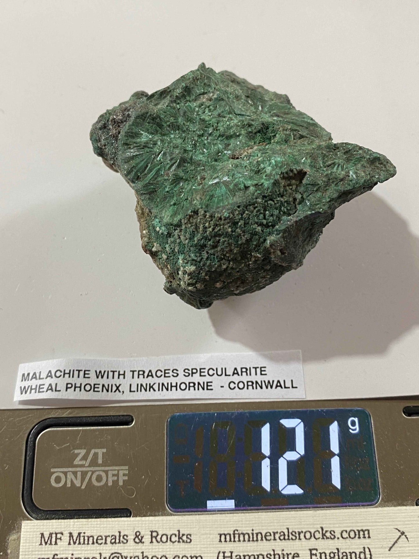 MALACHITE WITH TRACES SPECULARITE : WHEAL PHOENIX, LINKINHORNE, CORNWALL 121g MF4946
