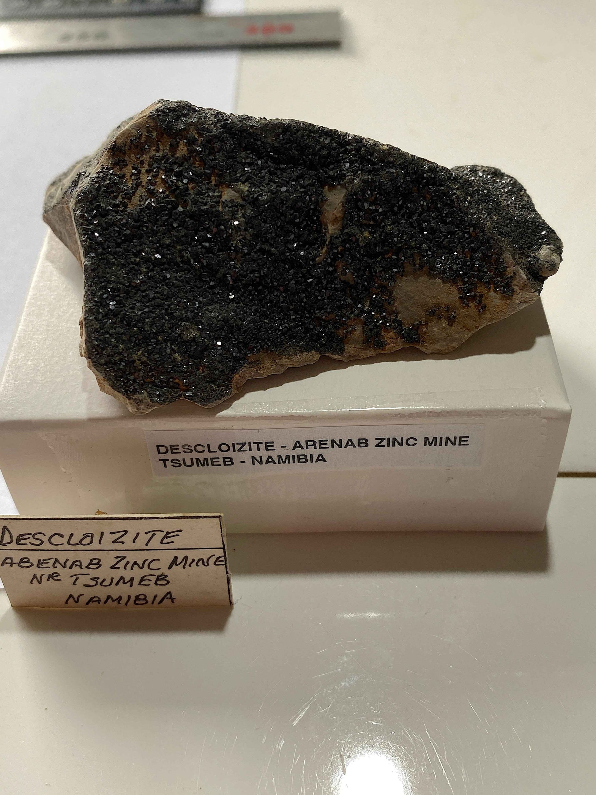 DESCLOIZITE : ABENAB ZINC MINE, TSUMEB, NAMIBIA 107g MF4947