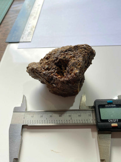 AXINITE MULTIPLES ON MATRIX : MELDON QUARRY, OKEHAMPTON  271g MF4948
