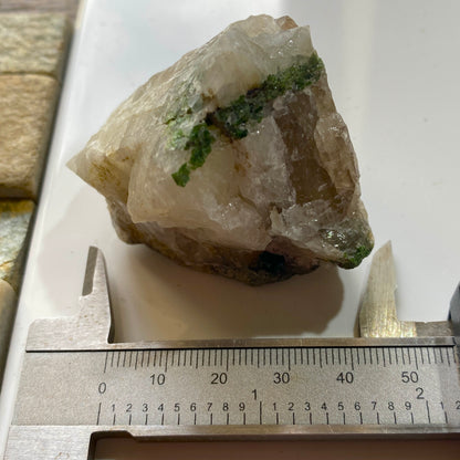 DIOPTASE ON QUARTZ FROM ALTYN-TYUBE, KAZAKHSTAN. 113g MF1391