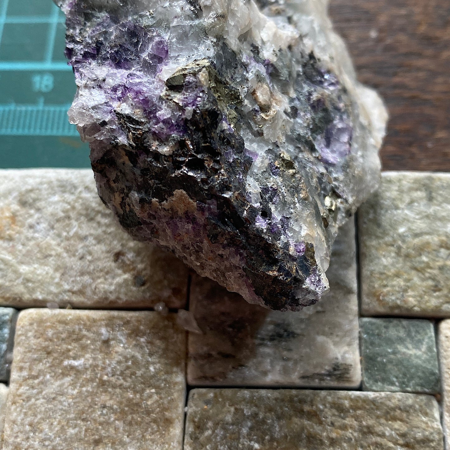 FLUORITE/QUARTZ/PYRITE ETC FROM TOUNFIT CAIDAT, MOROCCO 112g MF1329