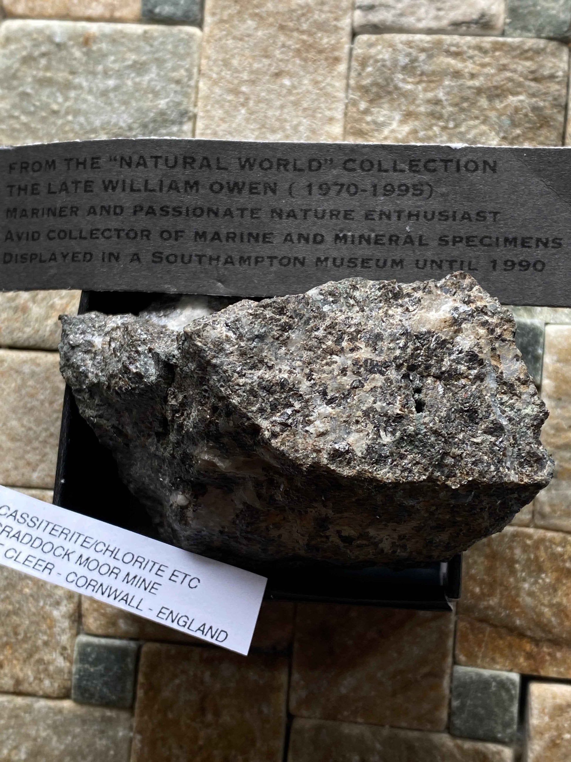 CASSITERITE WITH CHLORITE ETC : CRADDOCK MOOR MINE, ST CLEER, CORNWALL 271g MF4949