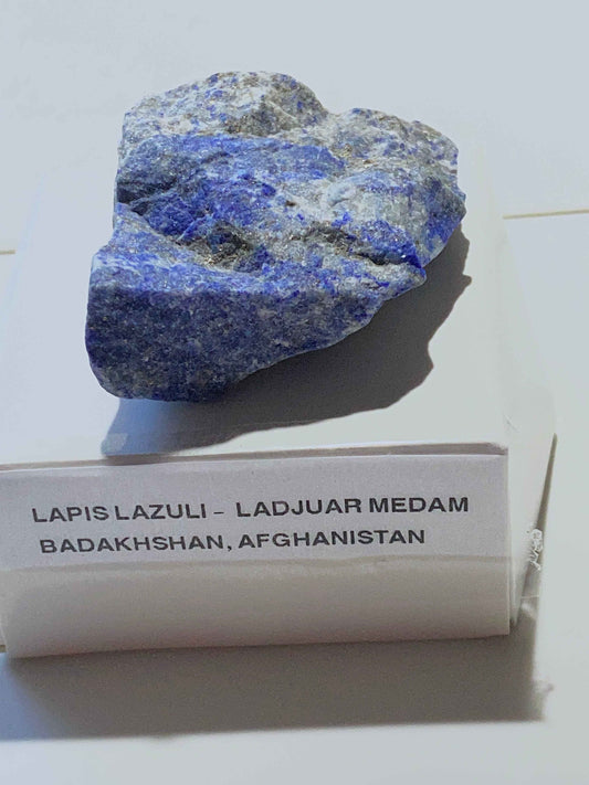 LAPIS LAZULI : LADJUAR MEDAM, BADAKHSHAN, AFGHANISTAN 34g MF4955