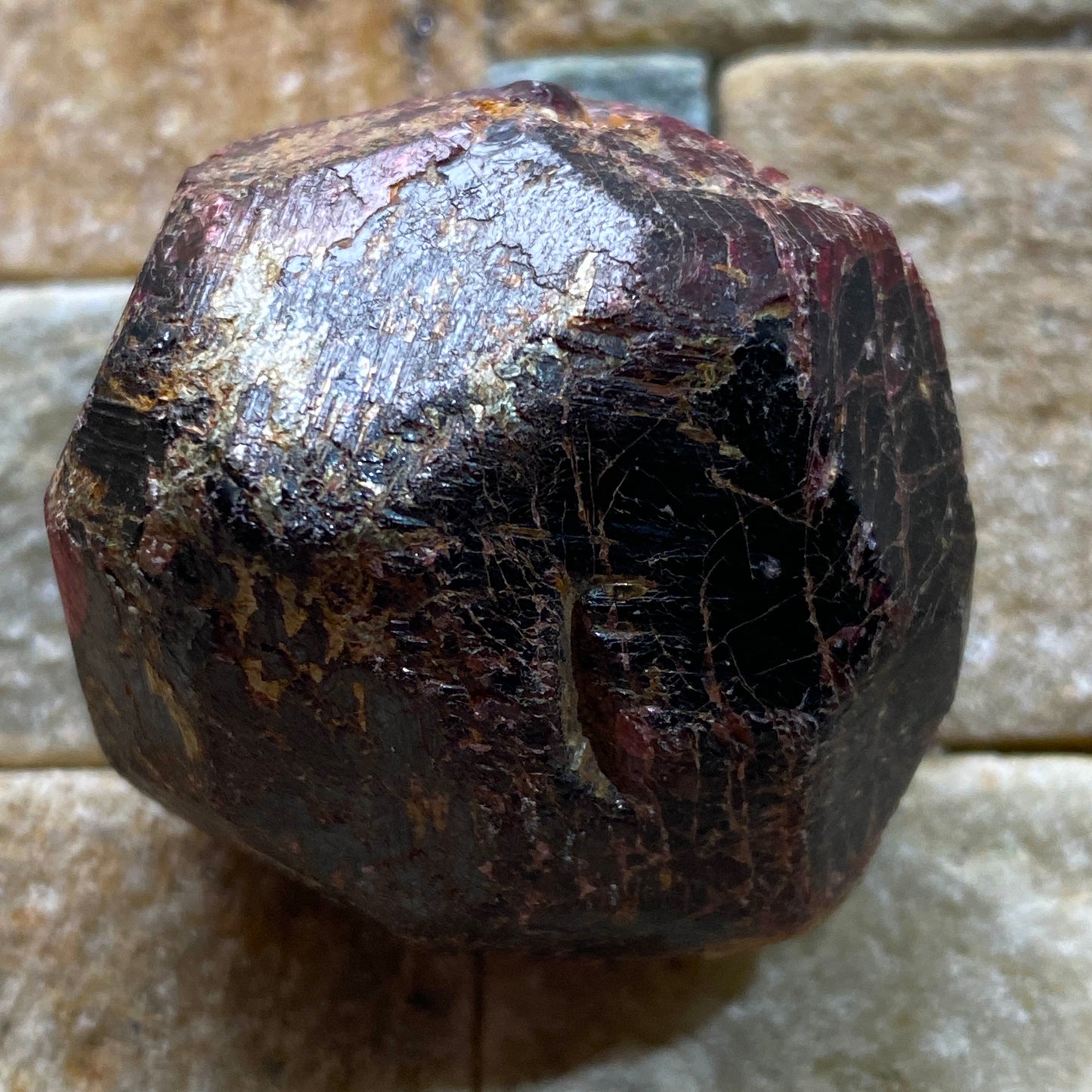 ALMANDINE GARNET CRYSTAL - SERROTE REDONDO, PARAIBA, BRAZIL 49g MF1306