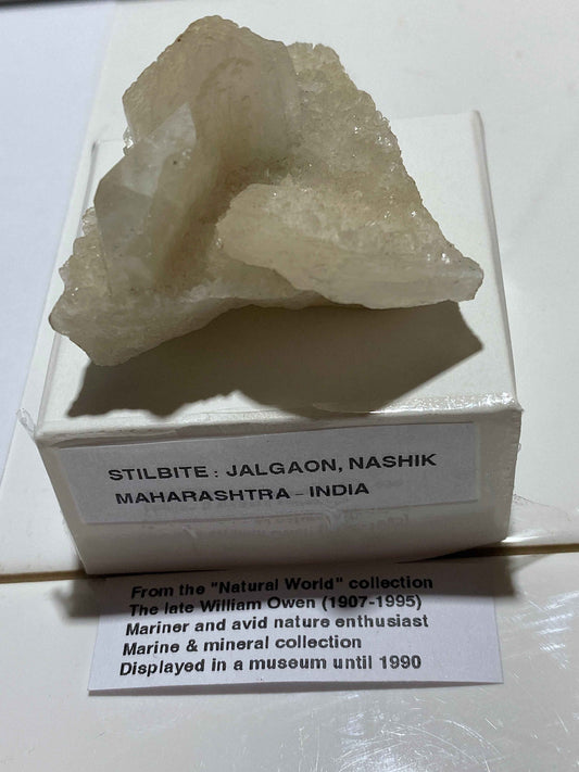 STILBITE : JALGAON, NASHIK, MAHARASHTRA, INDIA. 33g MF4959