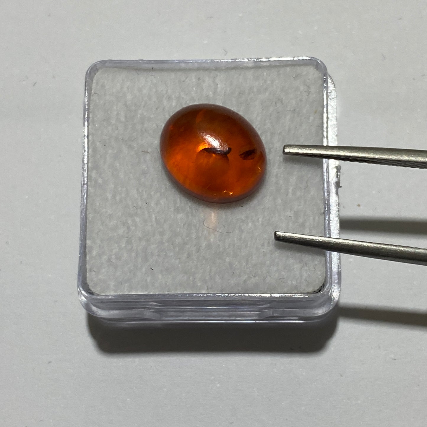 AMBER NATURAL GEMSTONE - KLAIPEDA COUNTY, BALTIC REGION, LITHUANIA 2.05Ct MFG5032