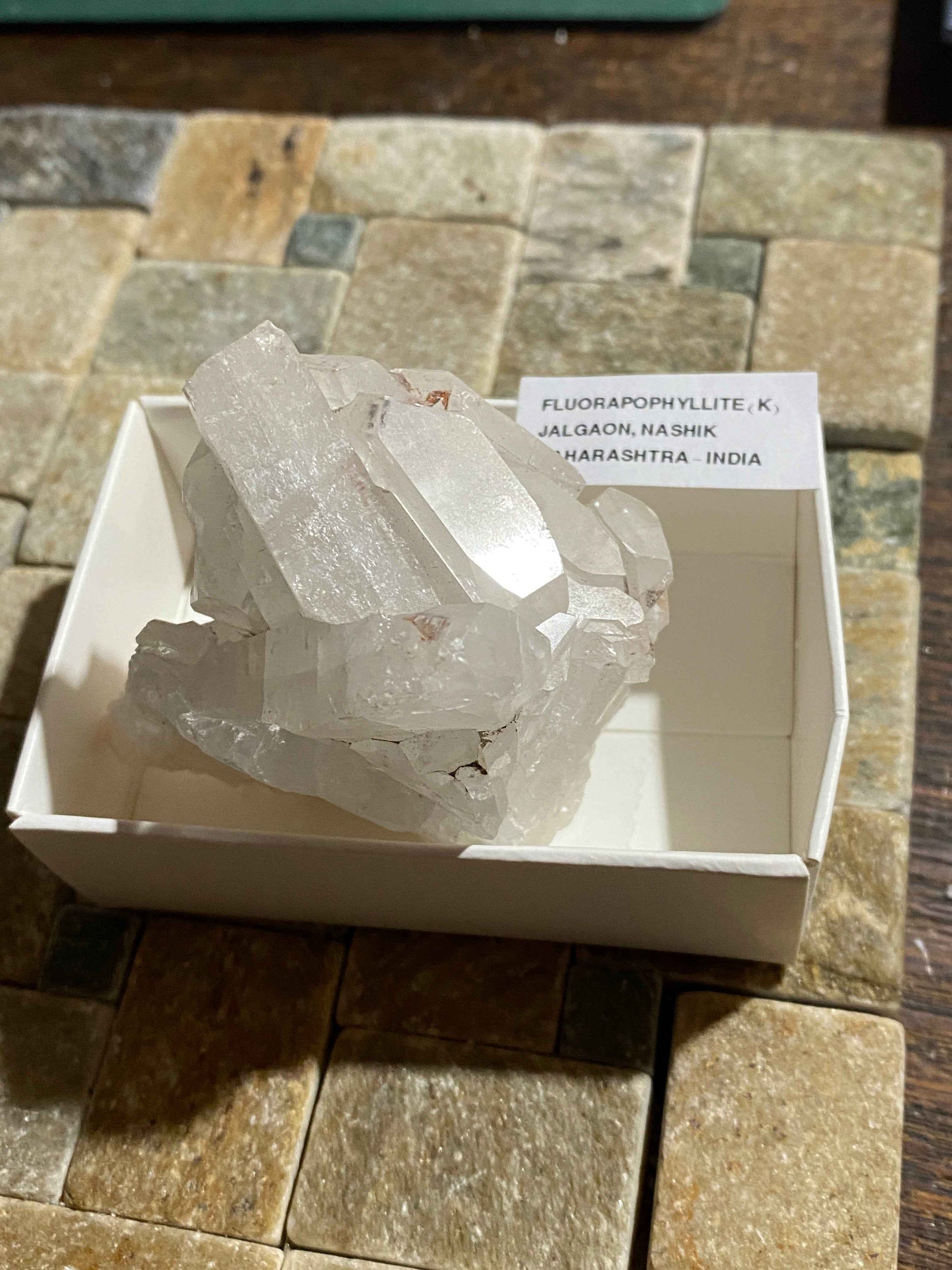 FLUORAPOPHYLLITE (K) : JALGAON, NASHIK, MAHARASHTRA, INDIA. 221g MF4960