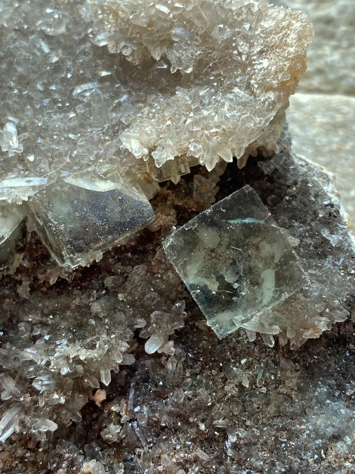 FLUORITE IN DRUZY QUARTZ : BLANCHARD MINE, BINGHAM, NEW MEXICO, U.S.A. 174g MF4963