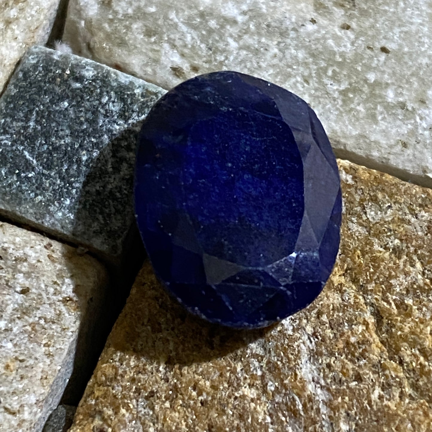 SAPPHIRE CORUNDUM GEMSTONE - KANCHANABURI, THAILAND. 8.55Ct MFG5034