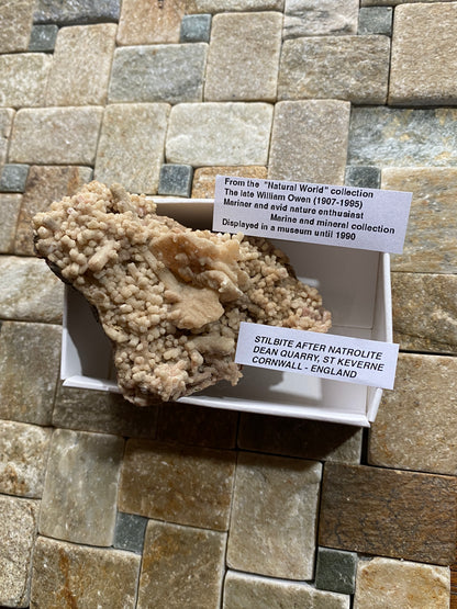 STILBITE AFTER NATROLITE : DEAN QUARRY, ST KEVERNE, CORNWALL, ENGLAND 80g MF4964