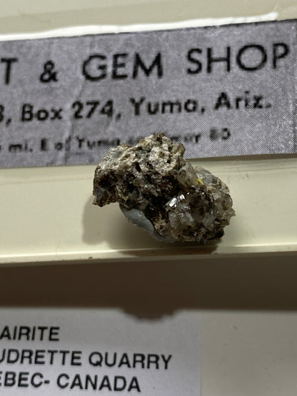 HILAIRITE [ETC] : POUDRETTE QUARRY, MONT SAINT-HILAIRE, QUEBEC, CANADA MF4965