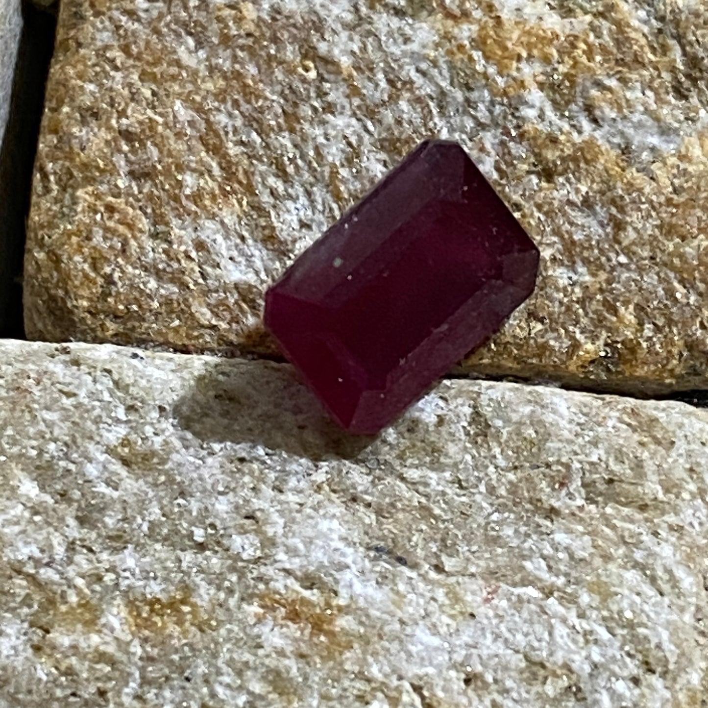 RUBY CORUNDUM GEMSTONE NATURAL MINED - MYSORE, INDIA  1.90Ct. MFG5036