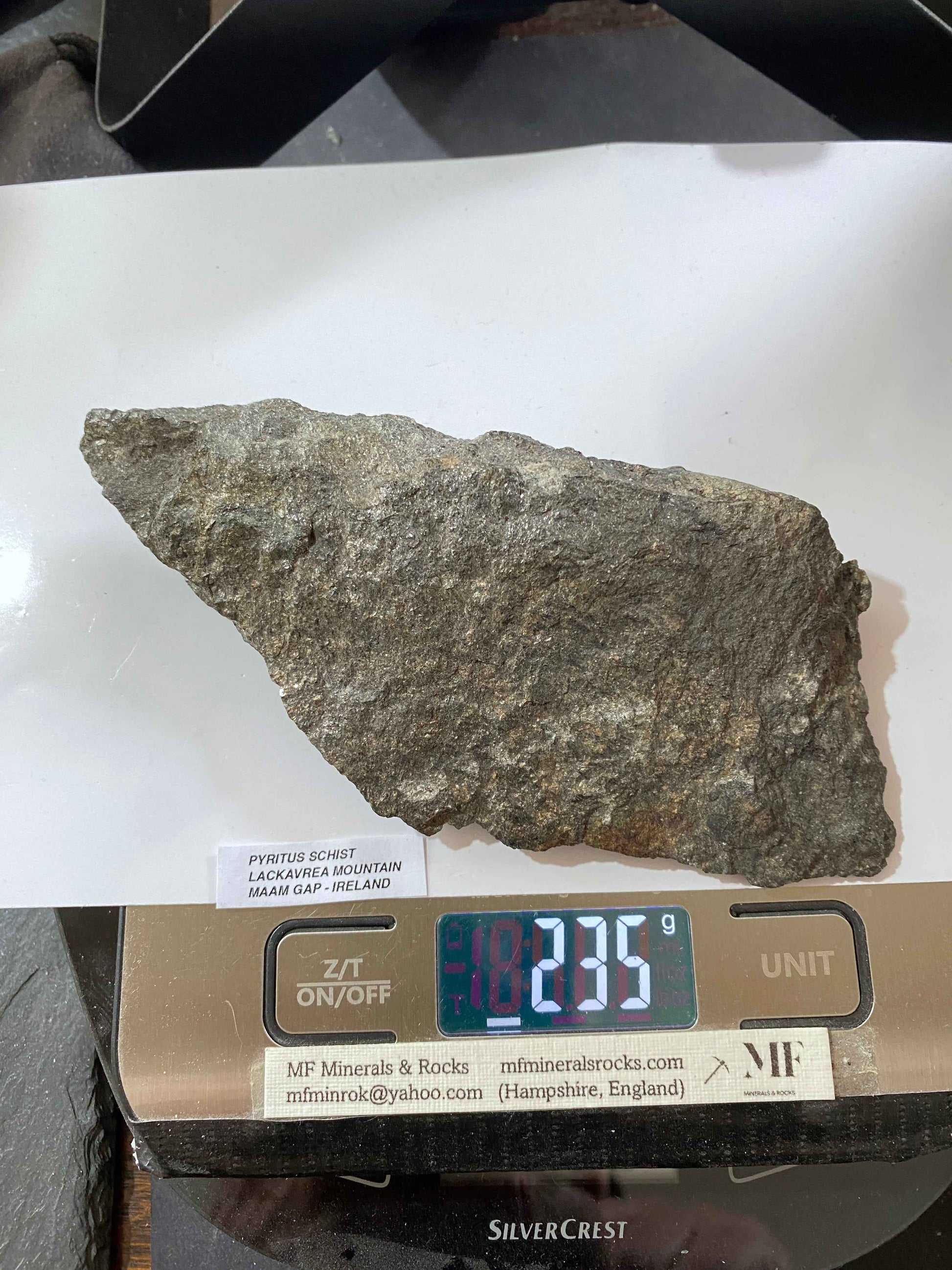 PYRITUS SCHIST : LACKAVREA MOUNTAIN, MAAM GAP, IRELAND  215g MF4969