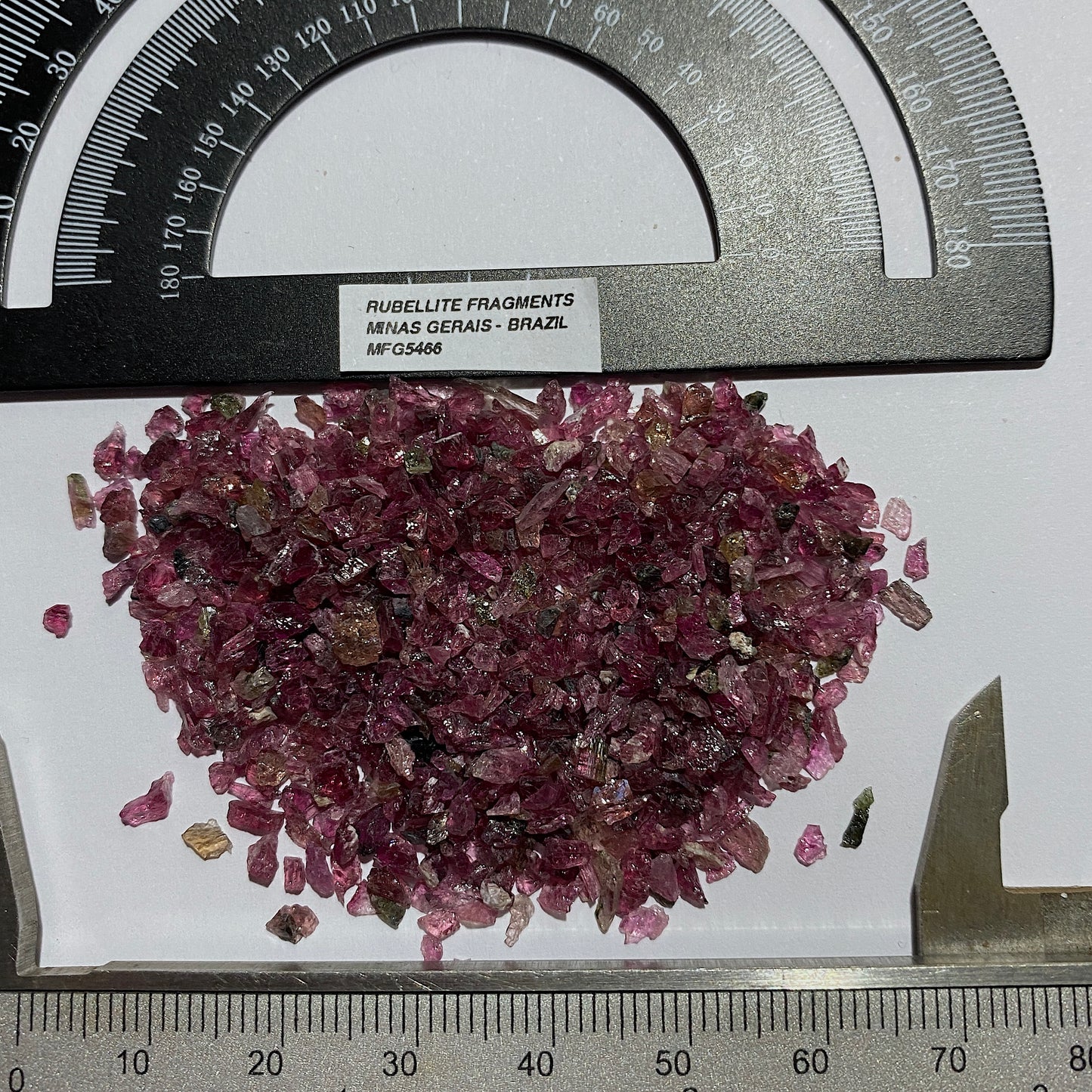 RUBELLITE TOURMALINE FRAGMENTS - JONAS MINE, MINAS GERAIS, BRAZIL 50Ct MFG5466