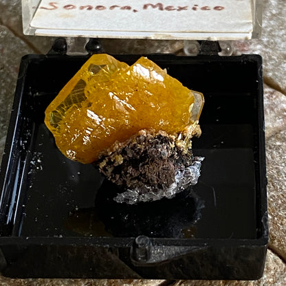 WULFENITE FROM SAN FRANCISCO MINE, SONORA, MEXICO. 5g MF1755