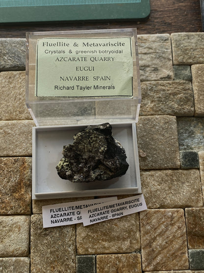 FLUELLITE WITH METAVARISCITE:  AZCARATE QRY., EUGUI, NAVARRE, SPAIN  19g MF4977