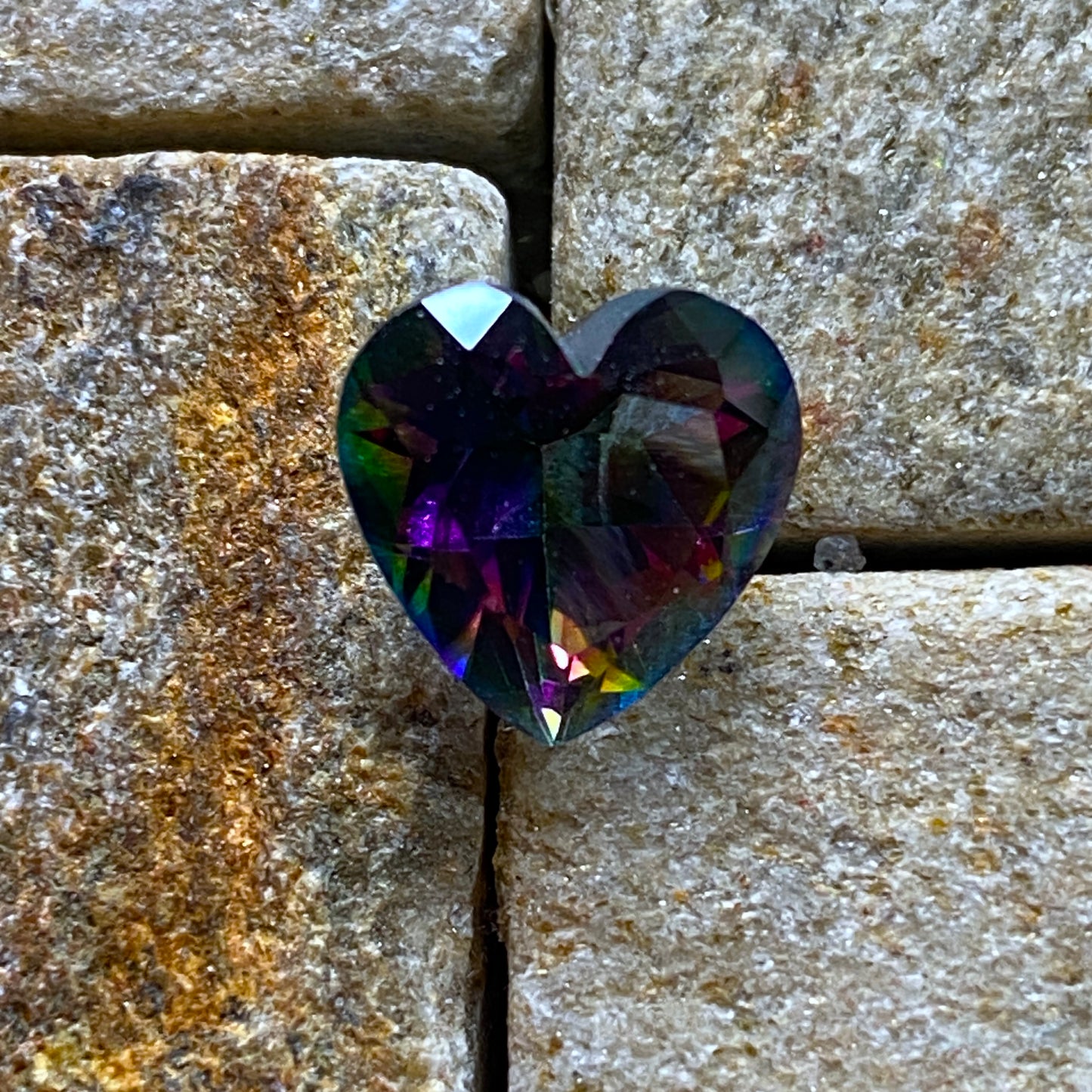 TOPAZ NATURAL GEMSTONE [TREATED] - MINAS GERAIS, BRAZIL 2.90Ct MFG5467