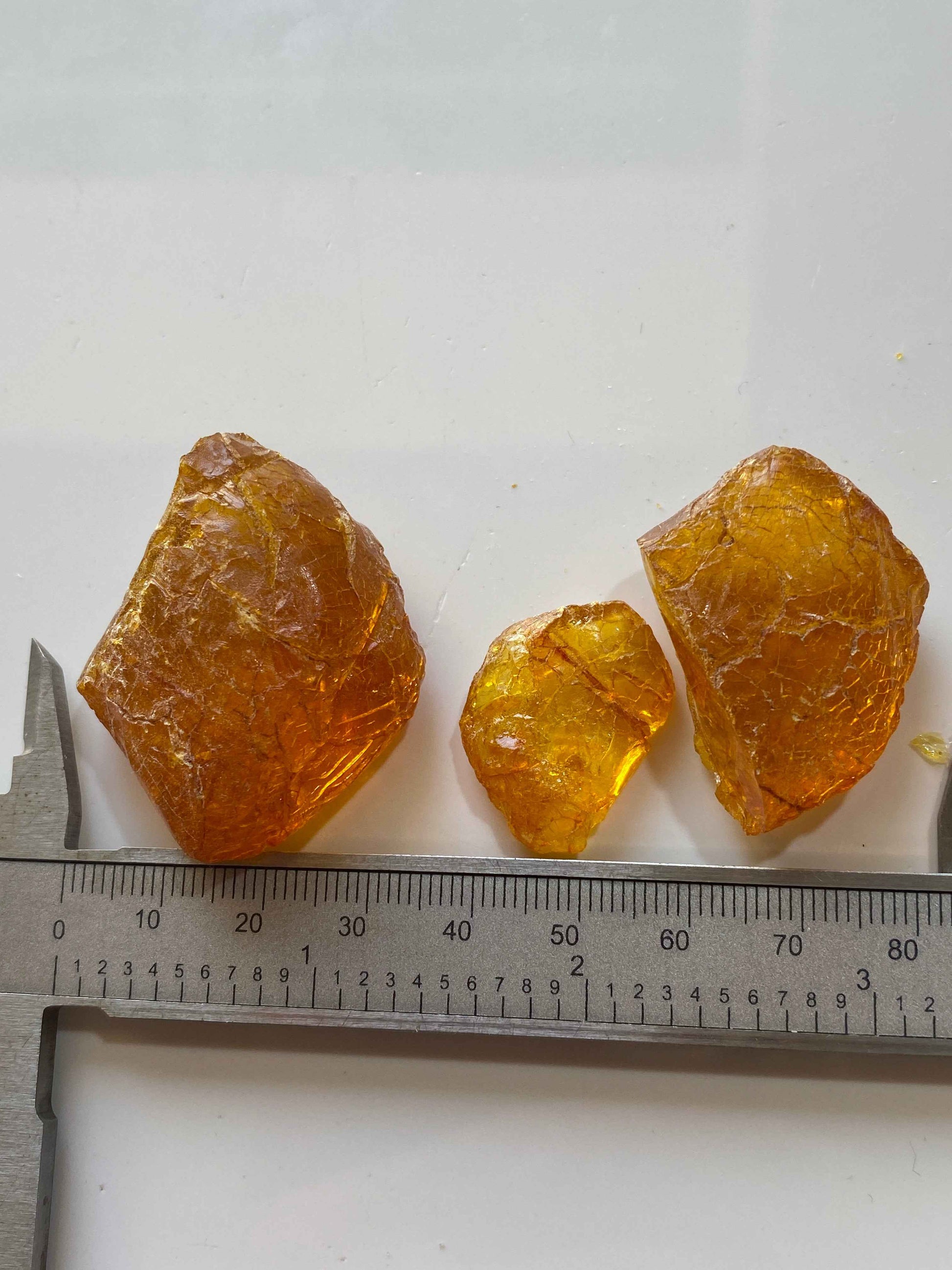 COPAL x 3 : FROM KAIPARA DISTRICT, NORTH ISLAND, NEW ZEALAND  18g MF4978