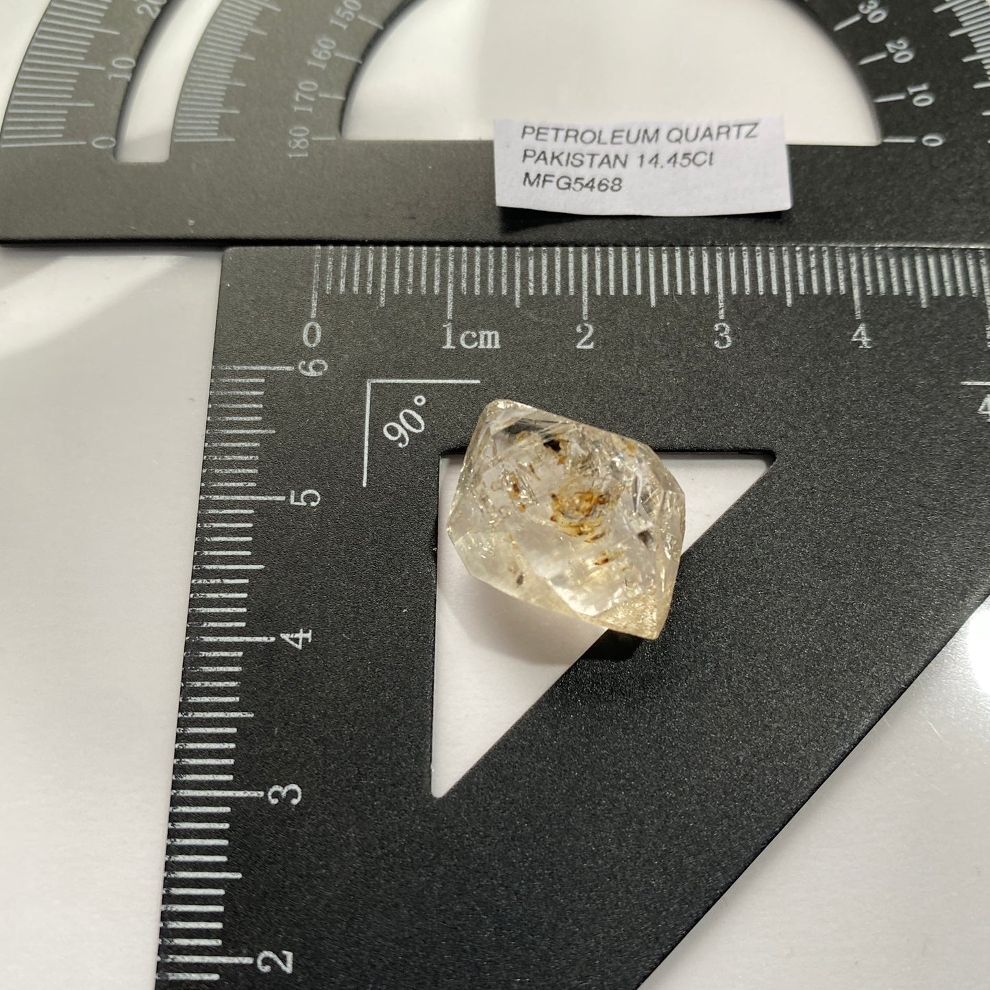 PETROLEUM QUARTZ GEMSTONE - BALOCHISTAN, PAKISTAN. 14.45Ct MFG5468