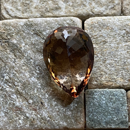 TOPAZ NATURAL GEMSTONE - OURO PRETO, MINAS GERAIS, BRAZIL 14.70Ct MFG1526