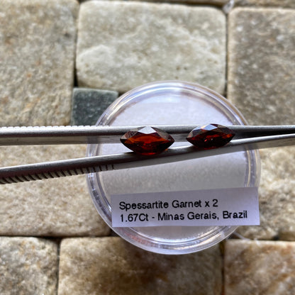 SPESSARTINE GARNET NATURAL GEMSTONES x 2 - NAVEGADORA MINE, MINAS GERAIS, BRAZIL 1.67Ct MFG1610