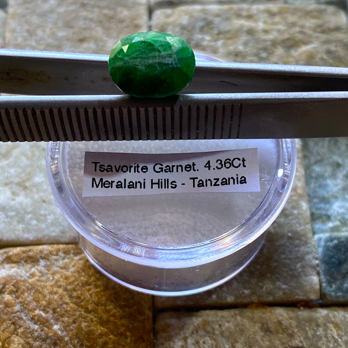 TSAVORITE GARNET NATURAL RARE GEMSTONE - MERELANI HILLS, TANZANIA 4.36Ct MFG1892