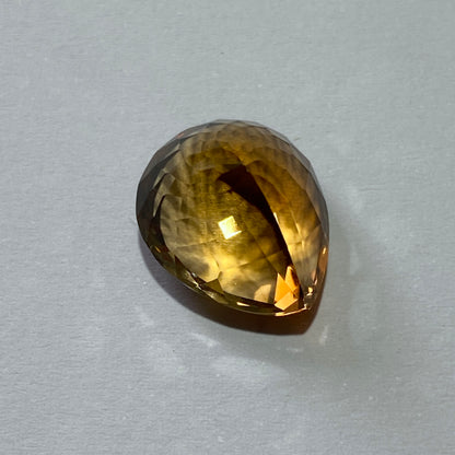 TOPAZ NATURAL GEMSTONE - TOPAZ MOUNTAIN, UTAH - U.S.A. 13.21Ct MFG1615