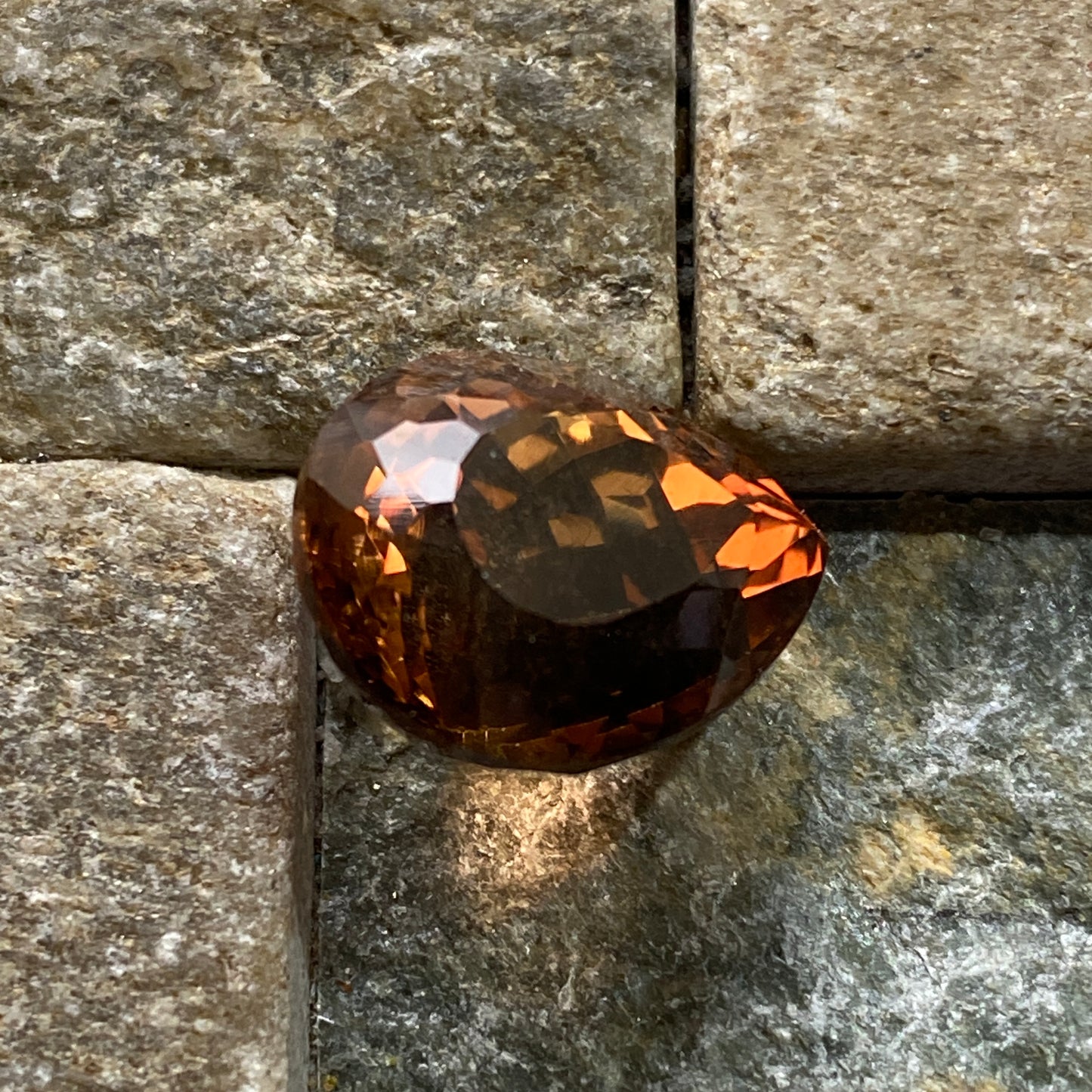 TOPAZ NATURAL GEMSTONE - TOPAZ MOUNTAIN, UTAH - U.S.A. 13.21Ct MFG1615