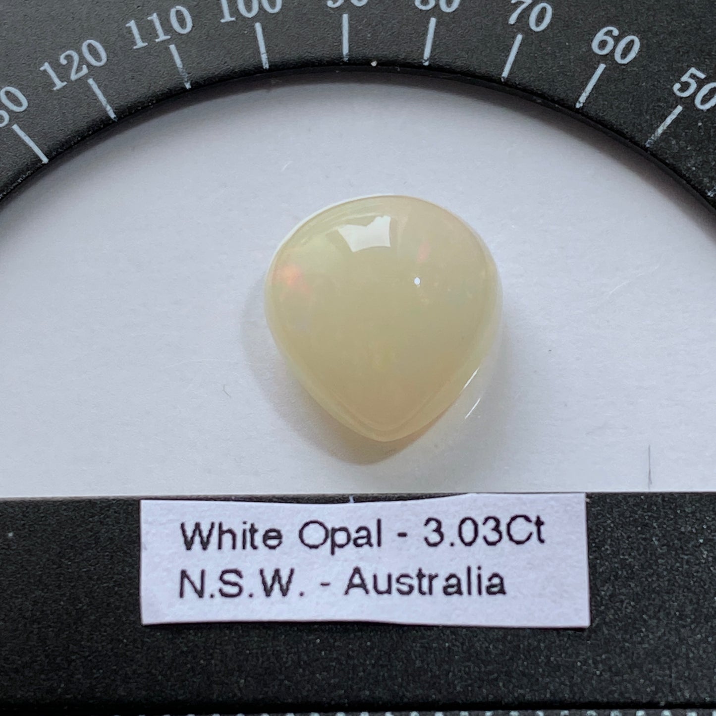 WHITE OPAL NATURAL GEMSTONE - YUNGNULGRA C0., N.S.W. AUSTRALIA 3.03Ct MFG1876