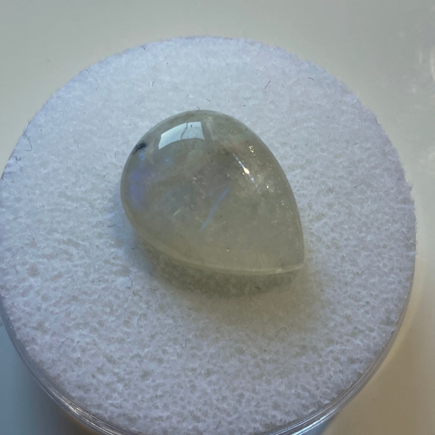 MOONSTONE NATURAL GEMSTONE - MOGOK, MANDALAY, MYANMAR 25.80Ct MFG5054