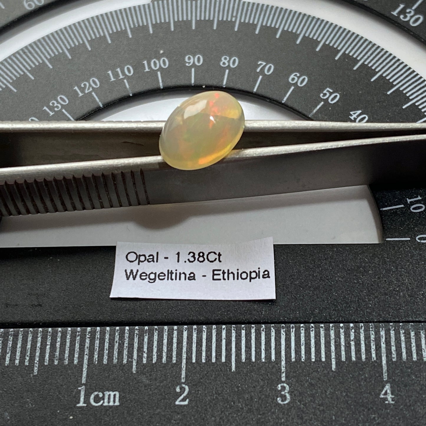 WHITE OPAL NATURAL GEMSTONE - WEGELTENA, AMHARA, ETHIOPIA  1.38Ct MFG1541