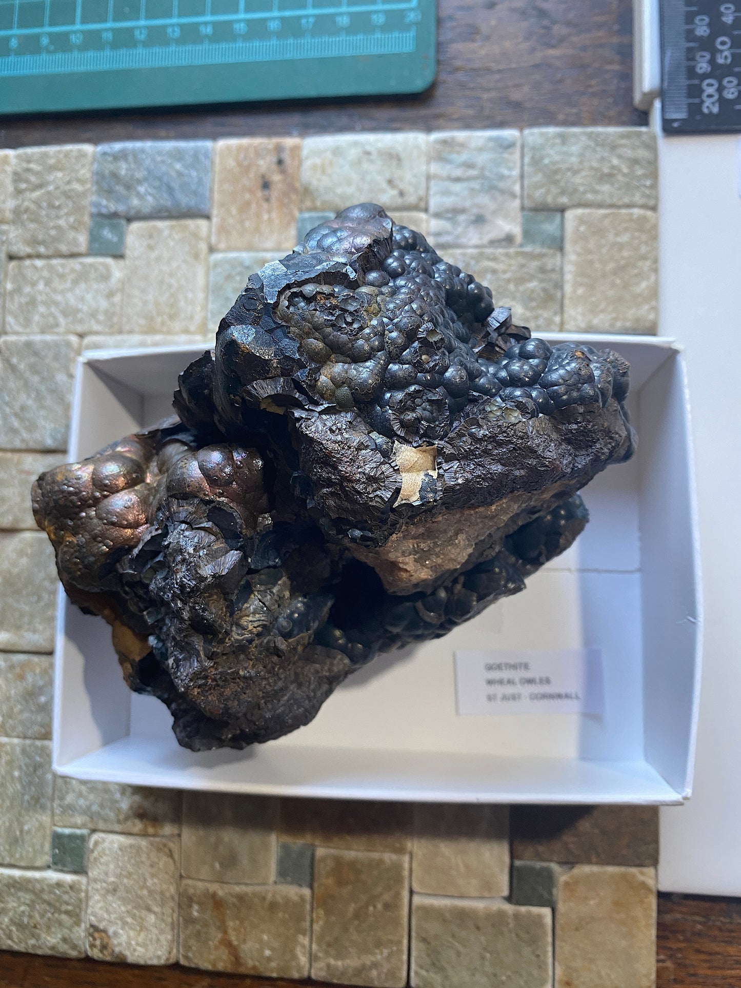 GOETHITE : BEAUTIFUL LAGE SPECIMEN - WHEAL OWLES, ST JUST CORNWALL. 935g MF5008