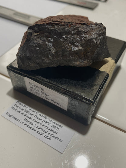 GOETHITE : WHEAL DREA, BOTALLACK, ST JUST, CORNWALL  98g MF4987