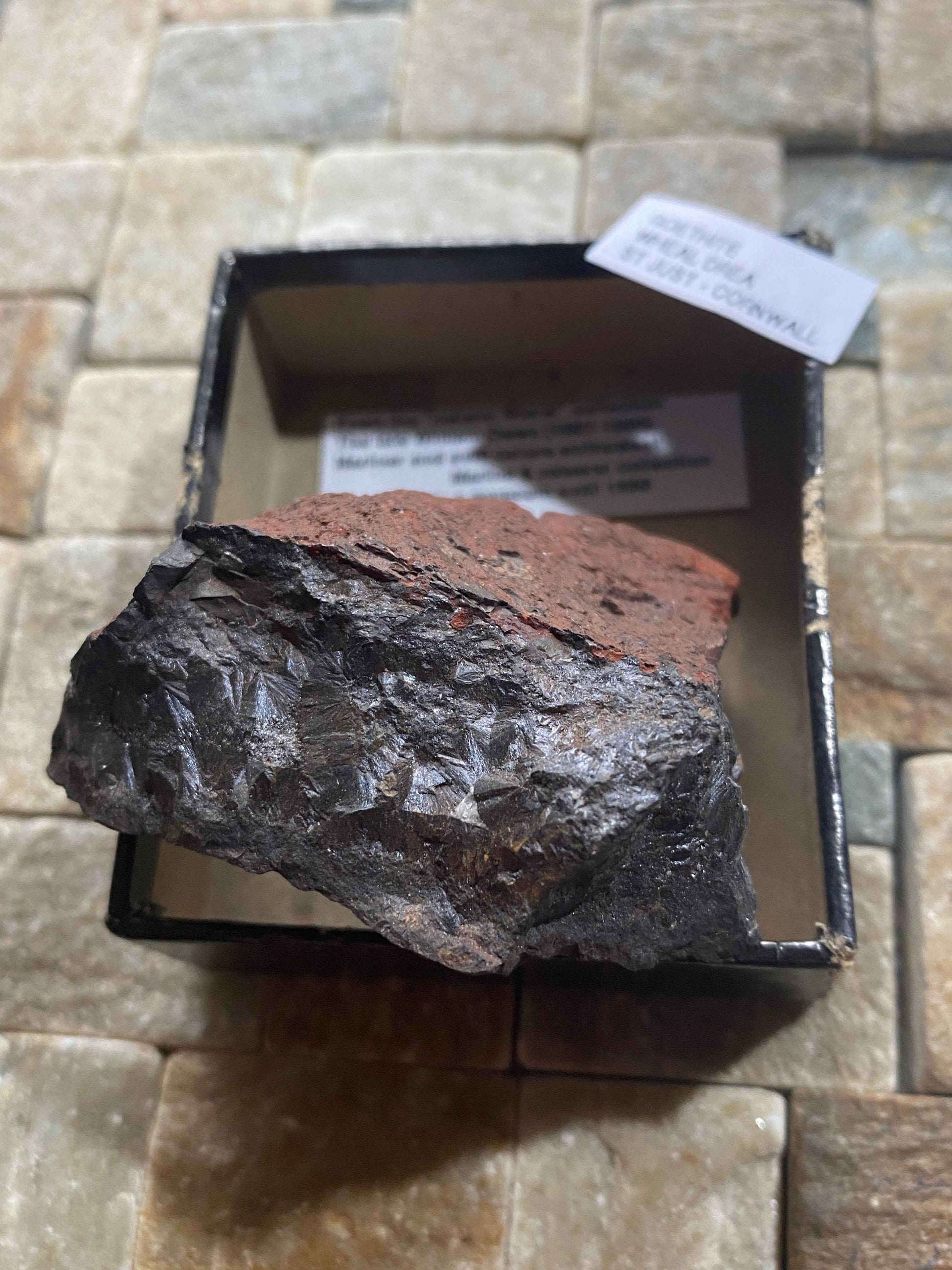 GOETHITE : WHEAL DREA, BOTALLACK, ST JUST, CORNWALL  98g MF4987