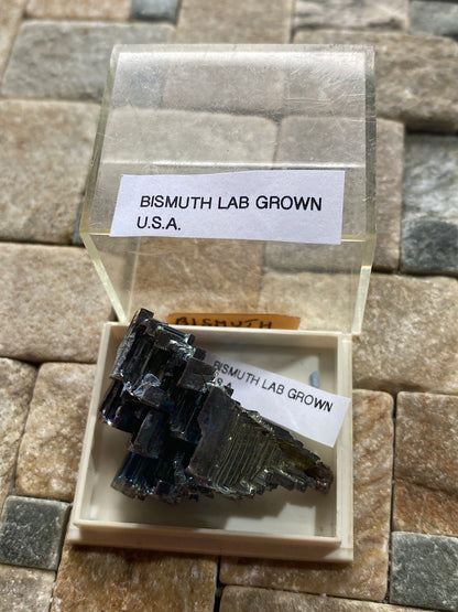 BISMUTH : LABORATORY GROWN IN THE U.S.A.  23g MF4989