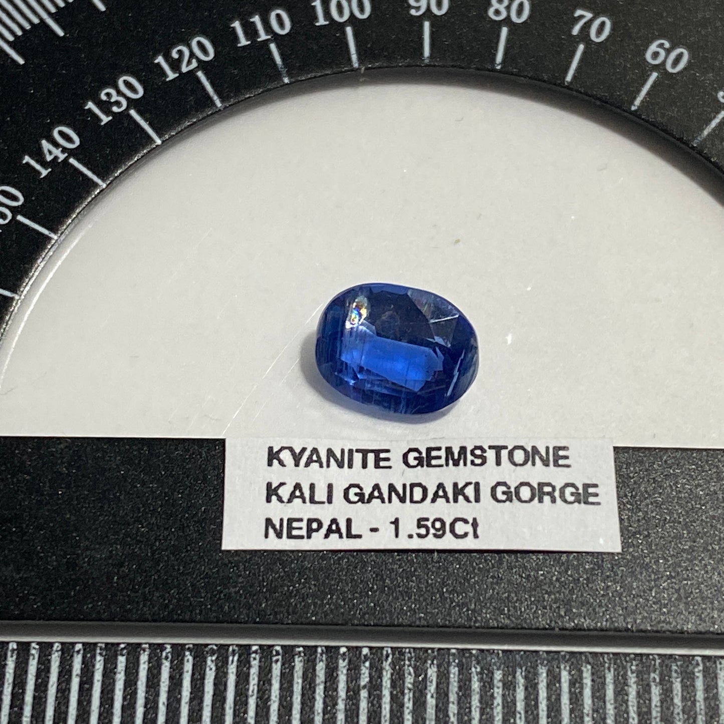 KYANITE RARE NATURAL GEMSTONE - KALIGANDAKI GORGE, PRADESH, NEPAL 1.59Ct MFG1906