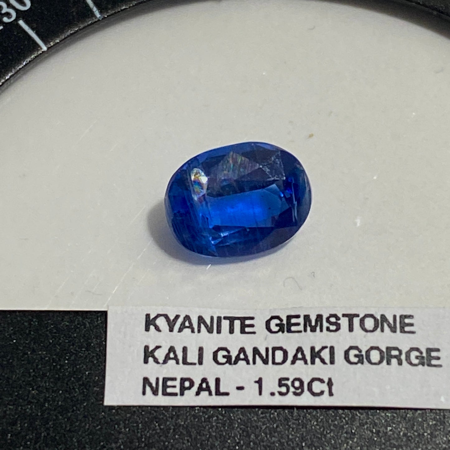 KYANITE RARE NATURAL GEMSTONE - KALIGANDAKI GORGE, PRADESH, NEPAL 1.59Ct MFG1906