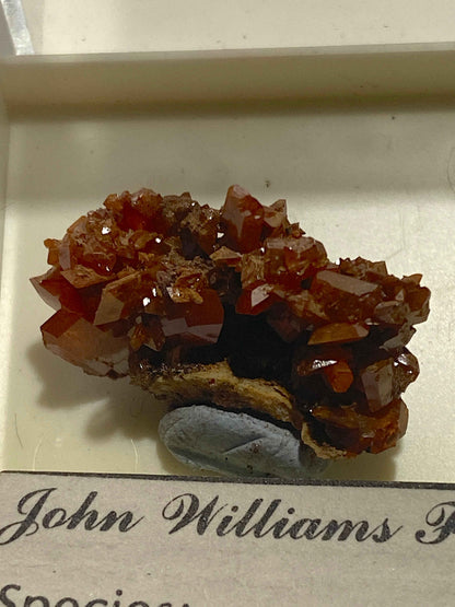 WULFENITE : RED CLOUD MINE, LA PAZ COUNTY, ARIZONA, U.S.A.  MF4991