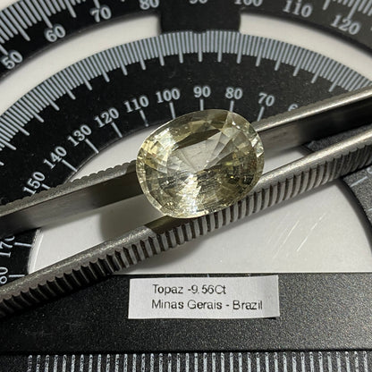 TOPAZ NATURAL GEMSTONE - OURO PRETO, MINAS GERAIS, BRAZIL LARGE 9.56Ct MFG1940