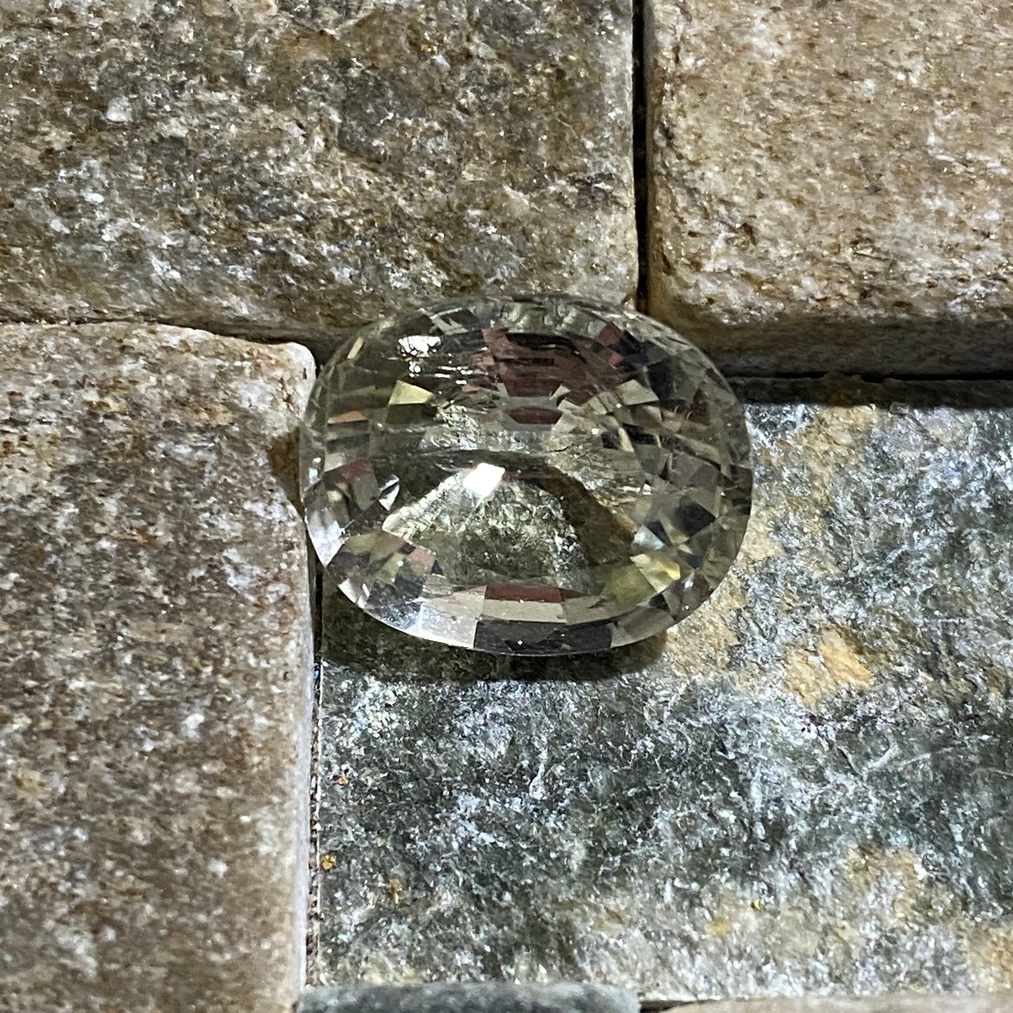 TOPAZ NATURAL GEMSTONE - OURO PRETO, MINAS GERAIS, BRAZIL LARGE 9.56Ct MFG1940