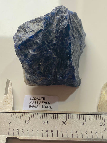 SODALITE : HIASSU FARM, BAHIA, BRAZIL. 75g. MF4994