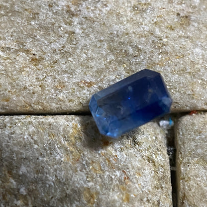 SAPPHIRE CORUNDUM NATURAL GEMSTONE - IHOSY, MADAGASCAR 0.57Ct MFG1609