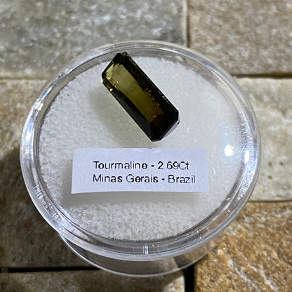TOURMALINE NATURAL GEMSTONE - CURVELO, MINAS GERAIS, BRAZIL : 2.69Ct MFG1539