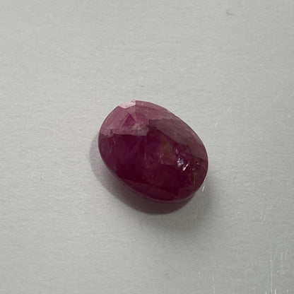 RUBY CORUNDUM NATURAL GEMSTONE - KARNATAKA, INDIA 3.90Ct MFG1854