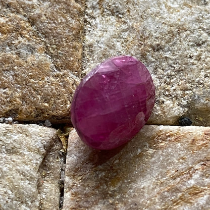 RUBY CORUNDUM NATURAL GEMSTONE - KARNATAKA, INDIA 3.90Ct MFG1854
