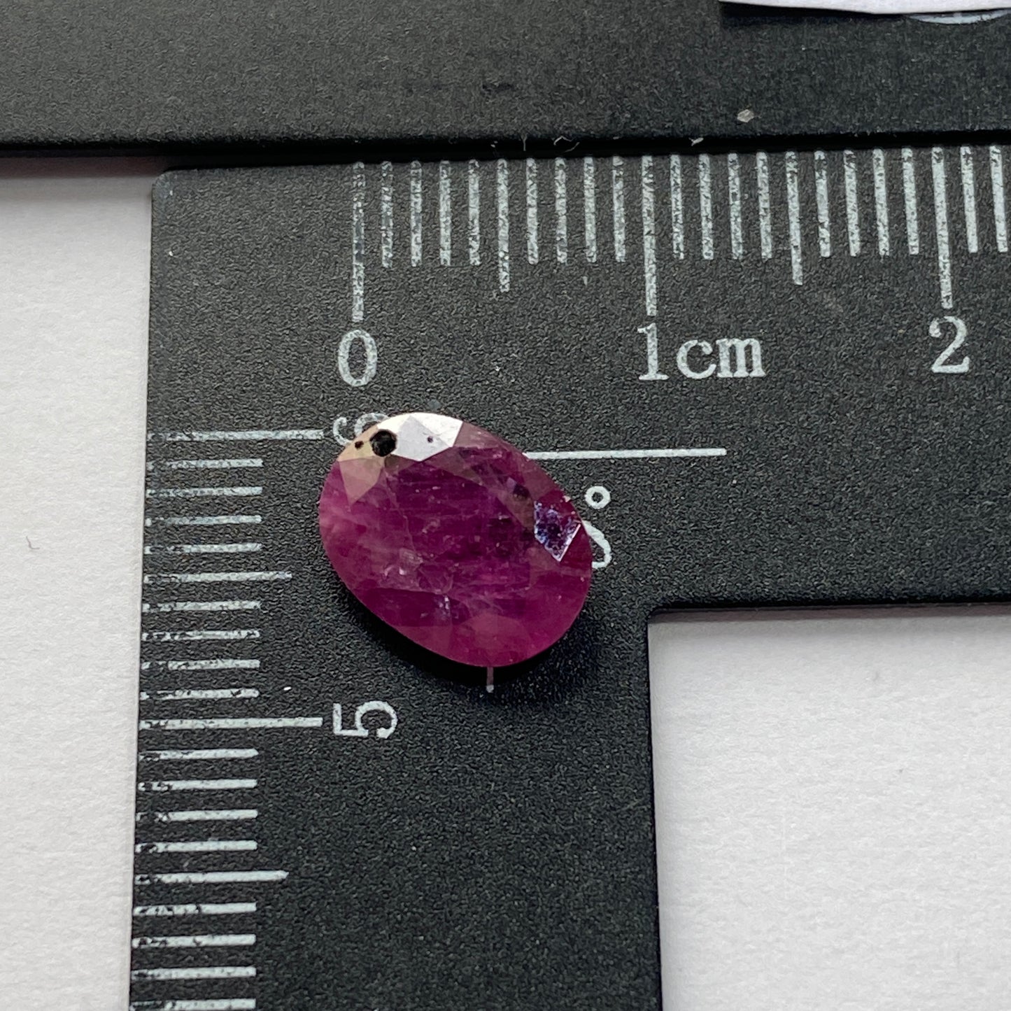 RUBY CORUNDUM NATURAL GEMSTONE - CHANTHABURI, THAILAND 1.58Ct MFG1537