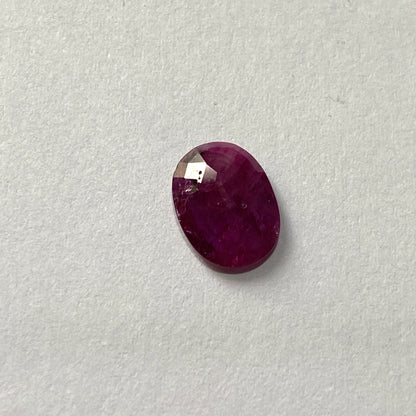RUBY CORUNDUM NATURAL GEMSTONE - CHANTHABURI, THAILAND 1.58Ct MFG1537