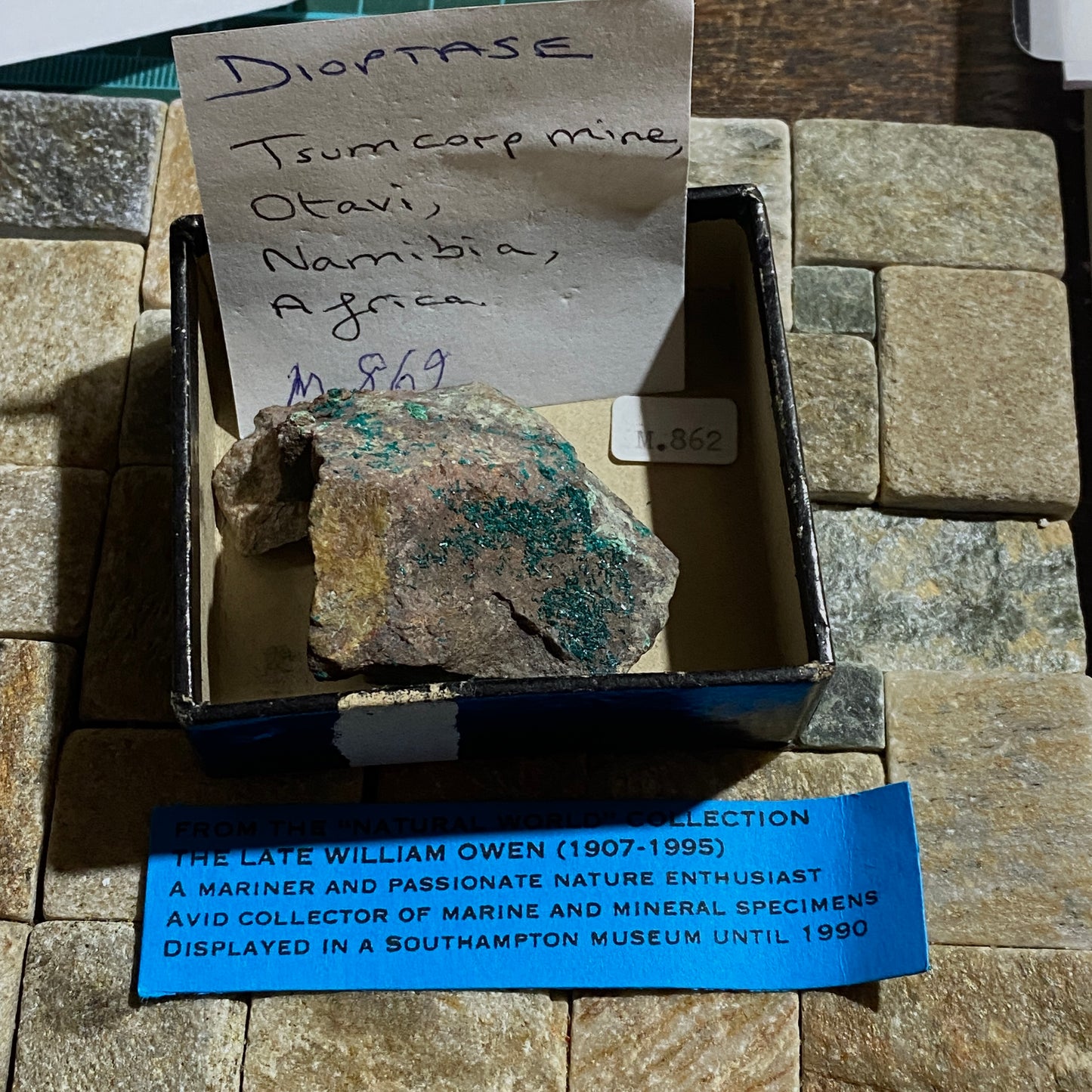 DIOPTASE ON MATRIX - TSUMEB MINE, OSHIKOTO, NAMIBIA, AFRICA 44g MF1337