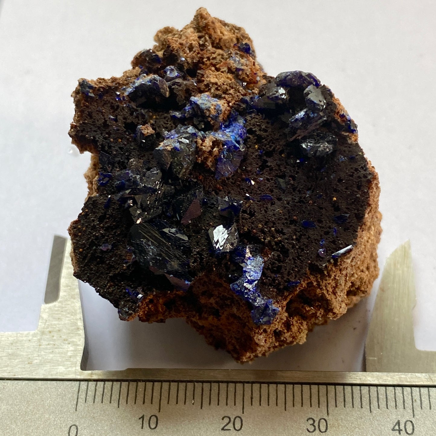 AZURITE ON LIMONITE, GIRILAMBONE COPPER MINE, N.S.W.  AUSTRALIA