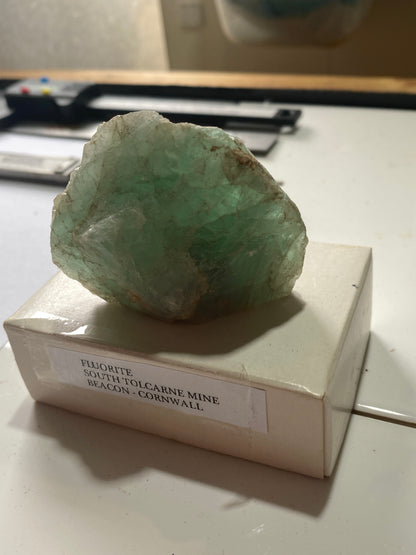 FLUORITE : SOUTH TOLCARNE MINE, BEACON, CAMBORNE, CORNWALL 91g MF5018